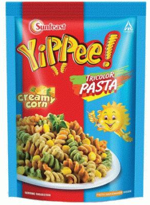 SUNFEAST YIPPEE-TRICOLOR PASTA 70 GMS CREAMY CORN